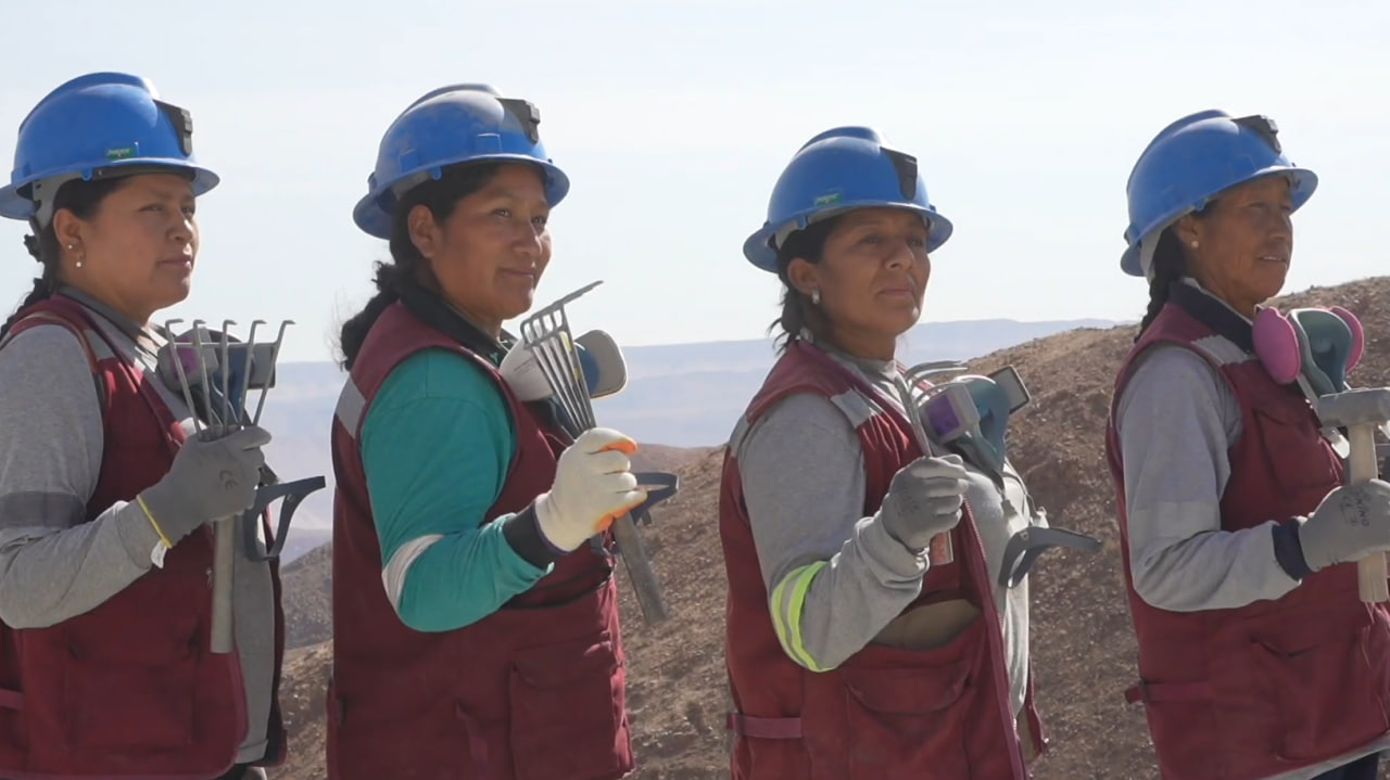 Pallaqueras trabajando